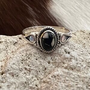 ❤️ White Buffalo Turquoise Oval Ring Sz 9.75 Navajo Southwestern Style Sterling